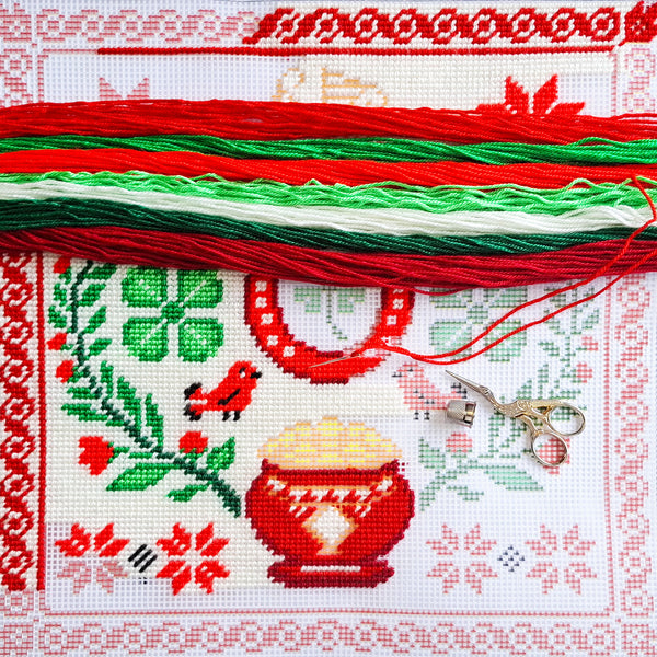 Needlepoint Pillow Kit 