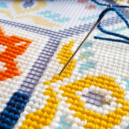 Needlepoint Pillow Kit "Clarity of Day"