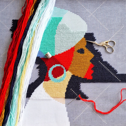 Needlepoint Pillow Kit "Dignity"