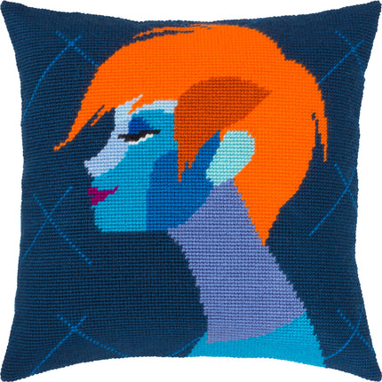Needlepoint Pillow Kit "Temptation"