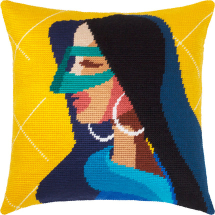 Needlepoint Pillow Kit "Secret"