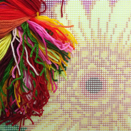 Needlepoint Pillow Kit "Gerbera"