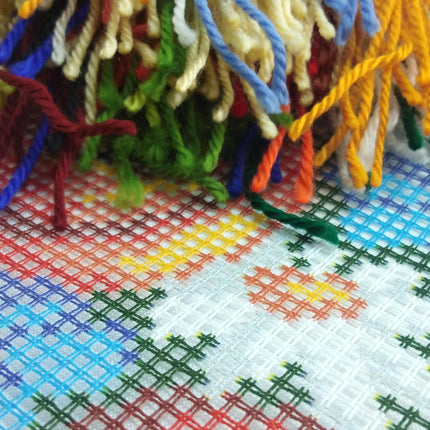 Needlepoint Pillow Kit "Bouquet of Wildflower"