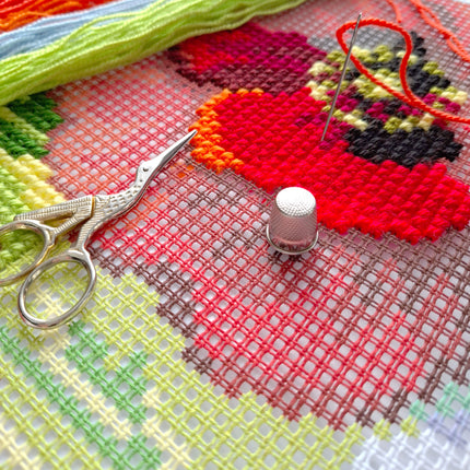 Cross Stitch Pillow Kit "Poppies with daisies"