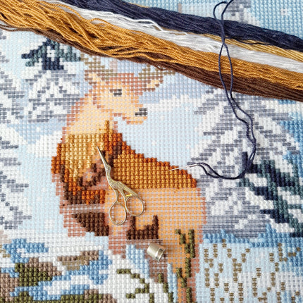 Cross Stitch Pillow Kit "Winter deer"