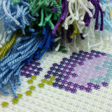 Cross Stitch Pillow Kit "Clematis"