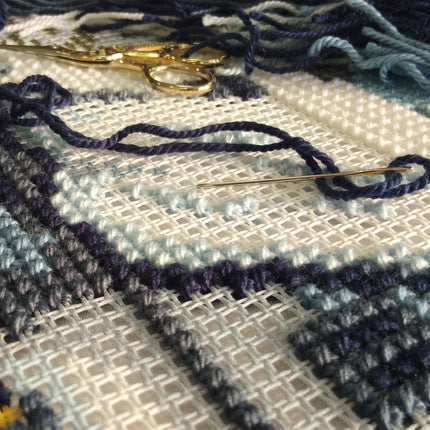 Cross Stitch Pillow Kit "Winter"