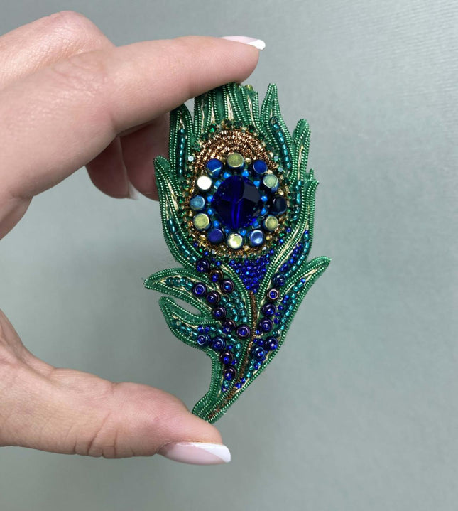 Beadwork kit for creating broоch "Peacock feather"