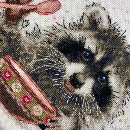 DIY Counted Cross Stitch Kit "Raccoon"