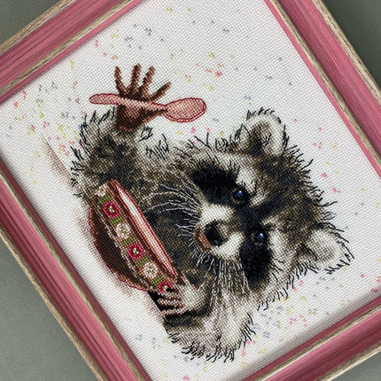 DIY Counted Cross Stitch Kit "Raccoon"