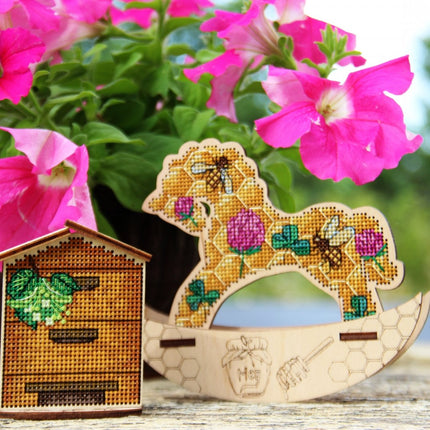 🎠 DIY Counted Cross Stitch Kit Rocking Horse "Honey"