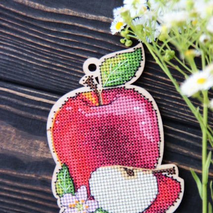 DIY Cross stitch kit on wood "Apple" 4.3x3.1 in / 11.0x8.0 cm