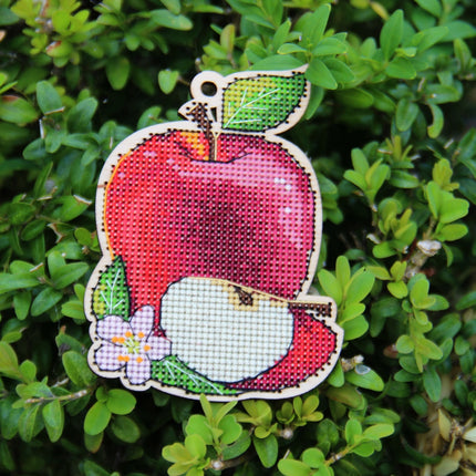 DIY Cross stitch kit on wood "Apple" 4.3x3.1 in / 11.0x8.0 cm