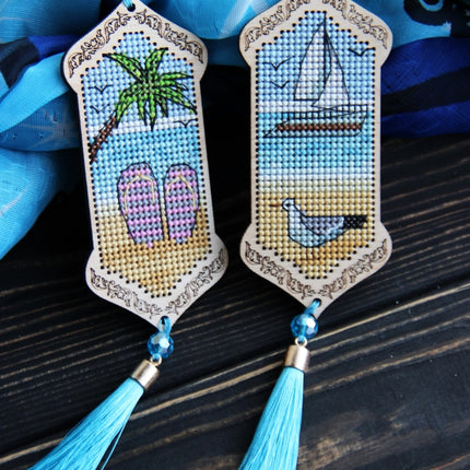 DIY Cross stitch kit on wood "Flip Flops" 3.9x1.8 in / 10.0x4.5 cm