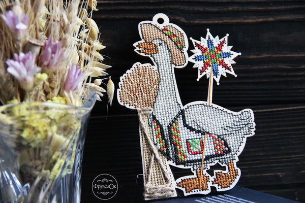 DIY Cross stitch kit on wood 