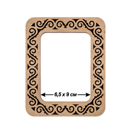 Embroidery frame on magnets