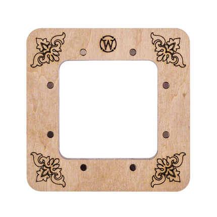 Embroidery frame on magnets