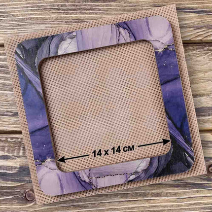Embroidery frame on magnets