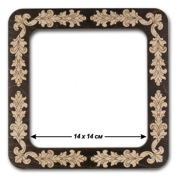 Embroidery frame on magnets