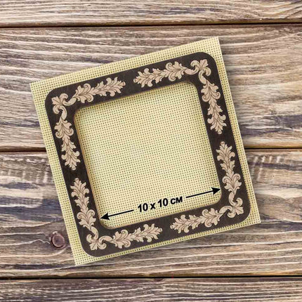 Embroidery frame on magnets