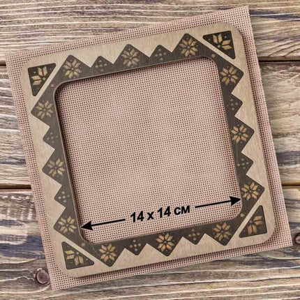 Embroidery frame on magnets