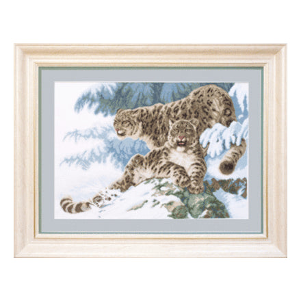 DIY Counted Cross Stitch Kit "Panthers on the snow"