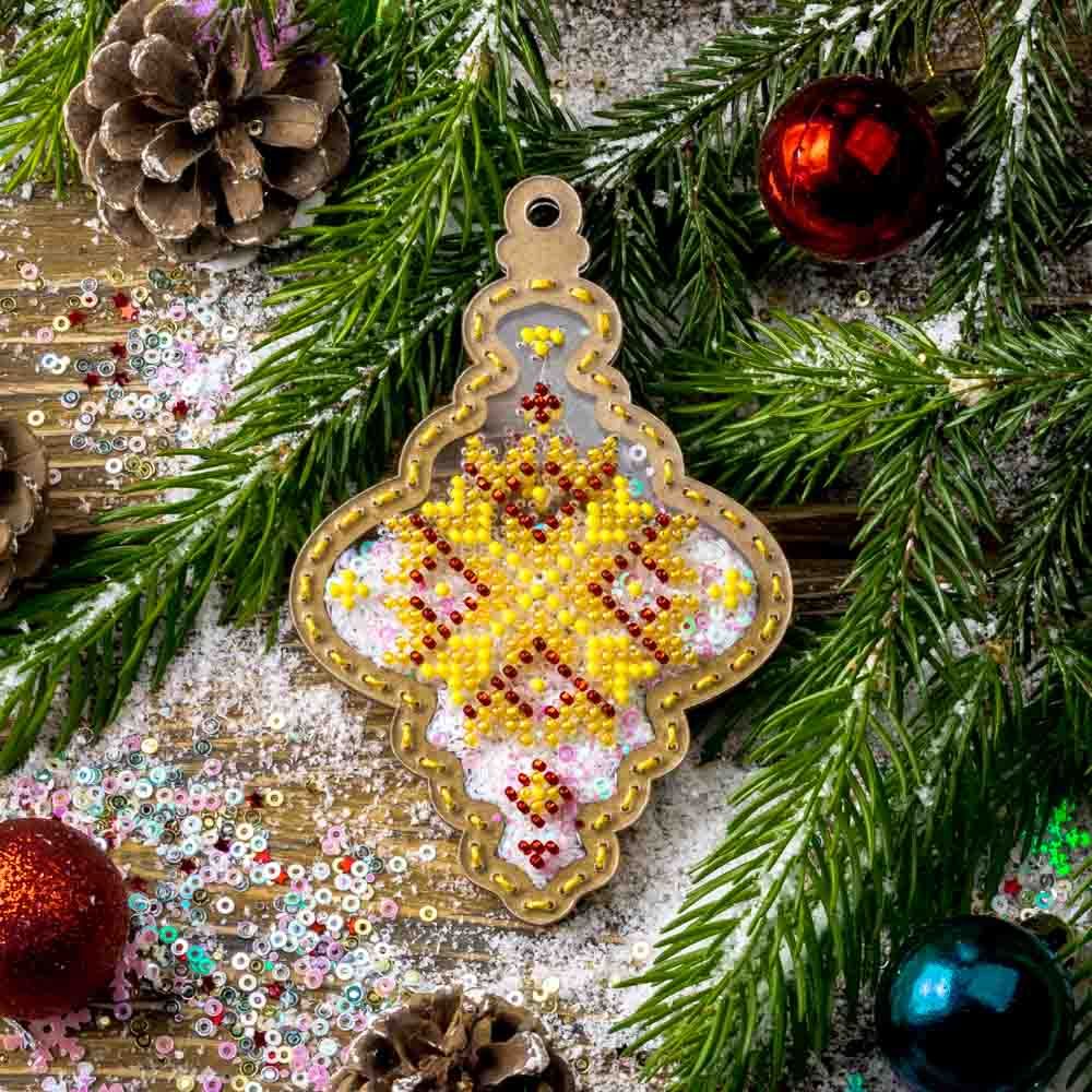 DIY Bead embroidery kit on a plastic base "Christmas Icicle"