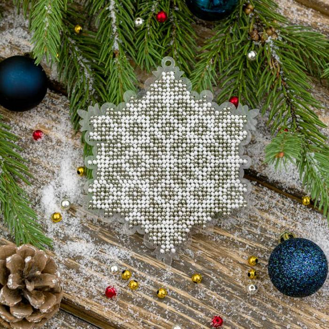 Bead embroidery kit on a plastic base "Christmas tree toys"