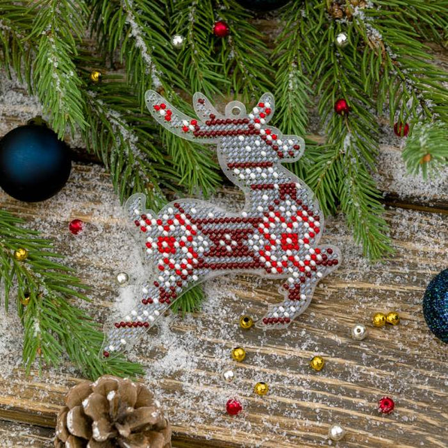 Bead embroidery kit on a plastic base "Christmas tree toys"