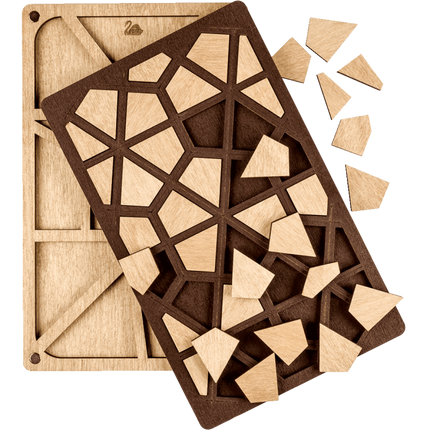 Bead organizer with wooden lid