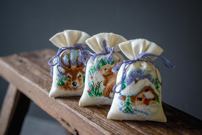DIY Counted Cross Stitch Kit "Bag kit Wintertime set of 3, Christmas gifts"