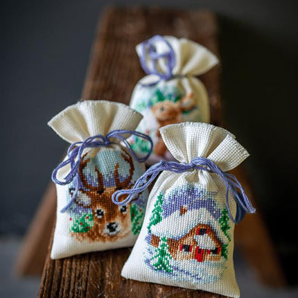 DIY Counted Cross Stitch Kit "Bag kit Wintertime set of 3, Christmas gifts"