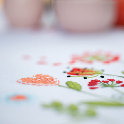 DIY Printed Tablecloth kit "Flowers"