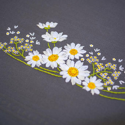 DIY Printed Tablecloth kit "Daisies"