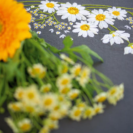 DIY Printed Tablecloth kit "Daisies"