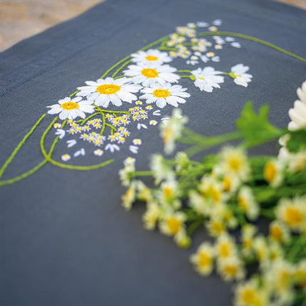 DIY Table Runner kit "Daisies"