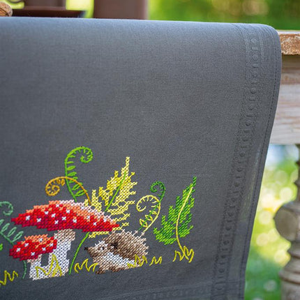 DIY Table Runner kit "Little hedgehog with ferns"