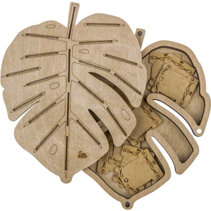 Box for handicraft + 21 bobbins "Monstera"