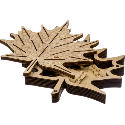 Box for handicraft + 21 bobbins "Maple Leaf"