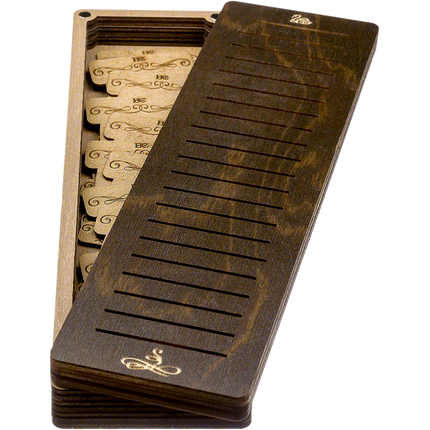 Box for handicraft + 23 bobbins