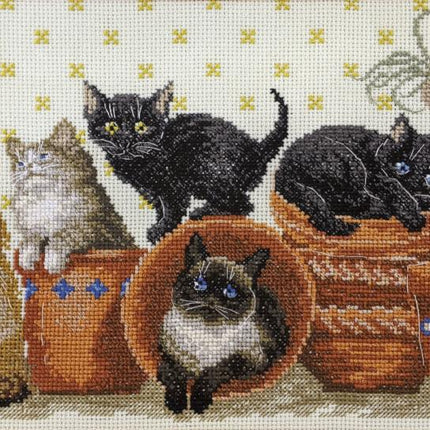 Counted Cross Stitch Kit "Funny company"