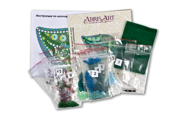 Beadwork kit for creating brooch 