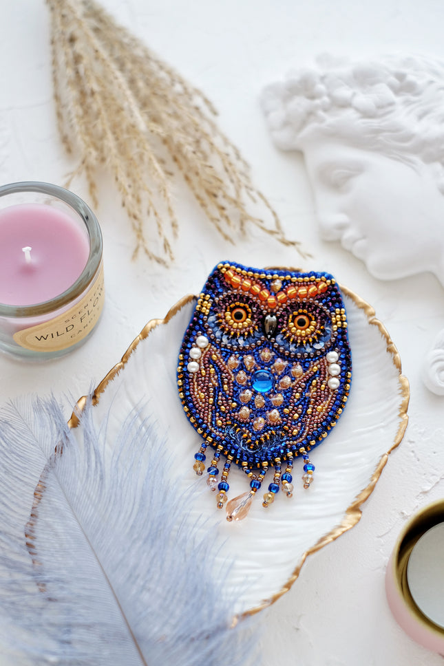 Beadwork kit for creating brooch "Owl"