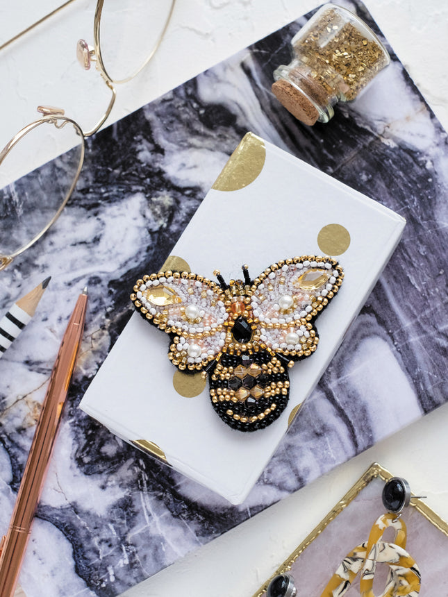 Beadwork kit for creating brooch "Golden bee"