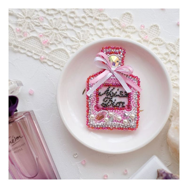 Beadwork kit for creating brooch "Miss Dior"