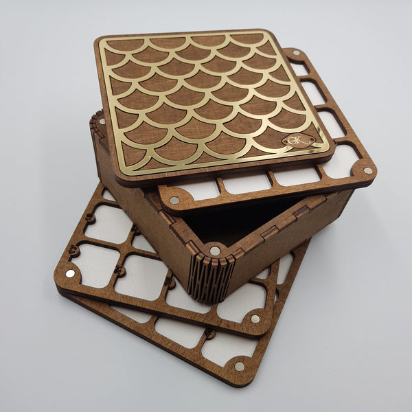 Multilayer bead organizer with wooden lid