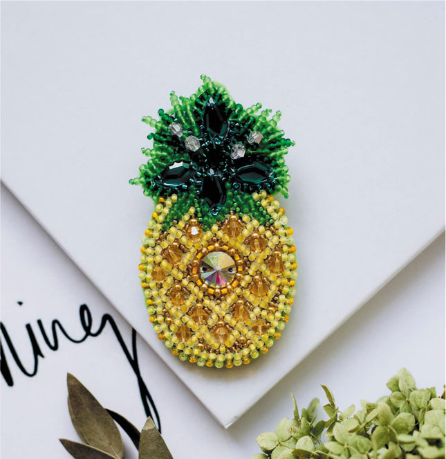 Beadwork kit for creating brooch "Pineapple"