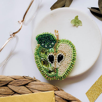 Beadwork kit for creating brooch "Green apple"