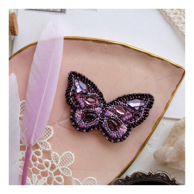 Beadwork kit for creating brooch "Purple wave"