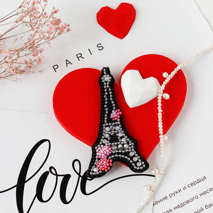 Beadwork kit for creating brooch "Heart of France"
